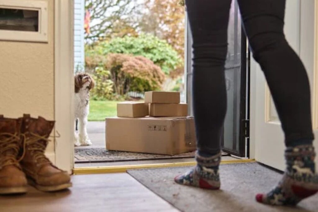 Welcome to APKZRH – Your Ultimate Parcel Tracking Tool